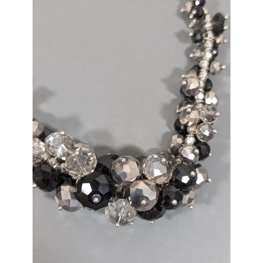 Simply Vera Wang Black Gray Faceted Glass Bead Cluster Statement Neckalce Goth‎